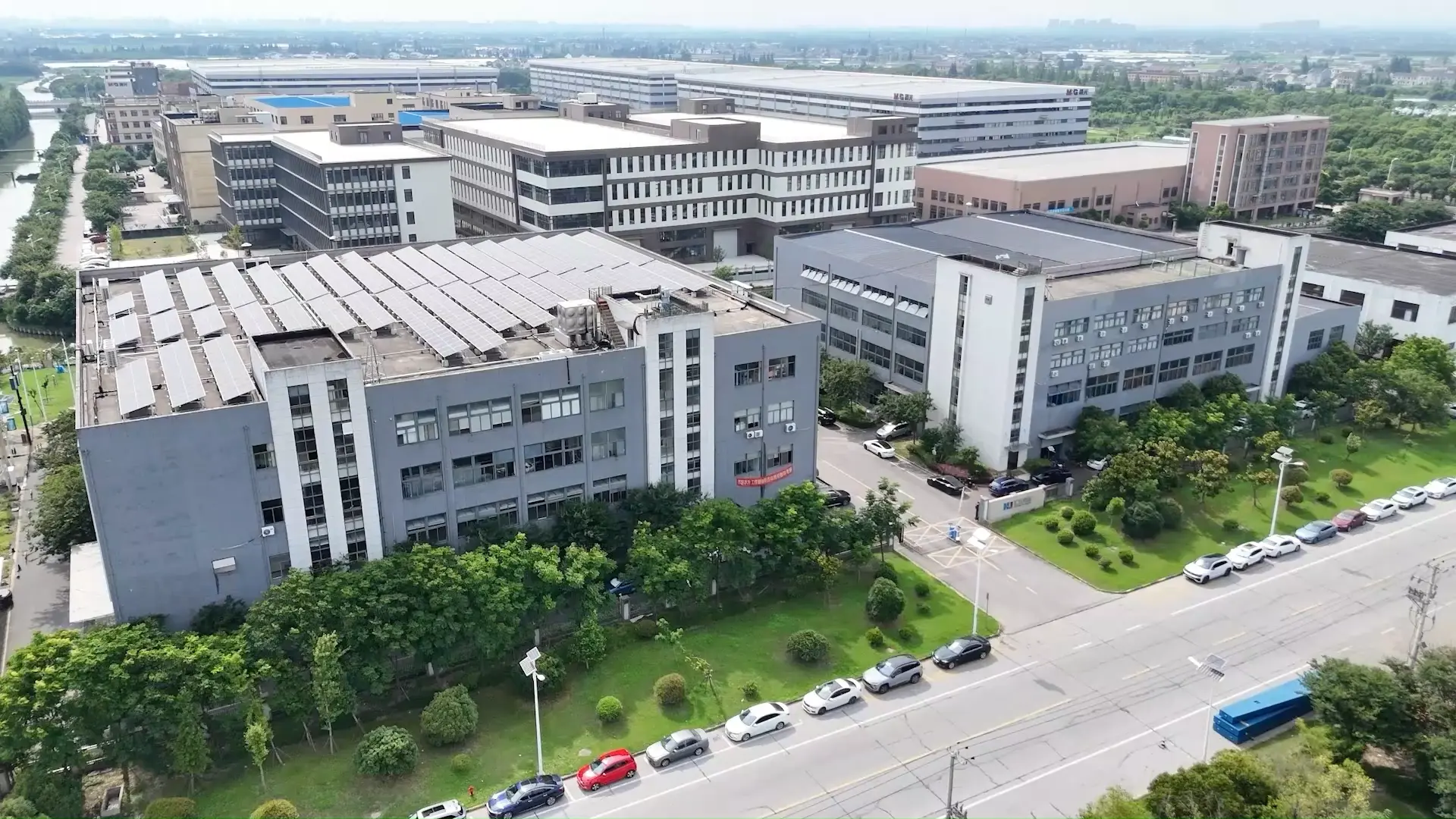 Manufacturing facility for energy storage containers