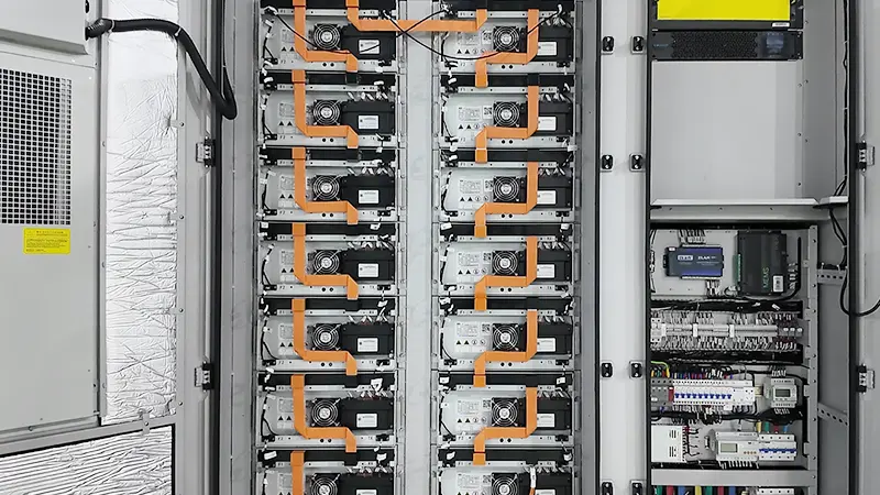 Plug-and-play cabling and commissioning